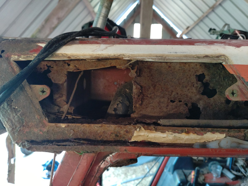 IMG_20240211_122129511.jpg (5.21 Mio) Vu 12652 fois Les ouïes des filtres complètement troué...