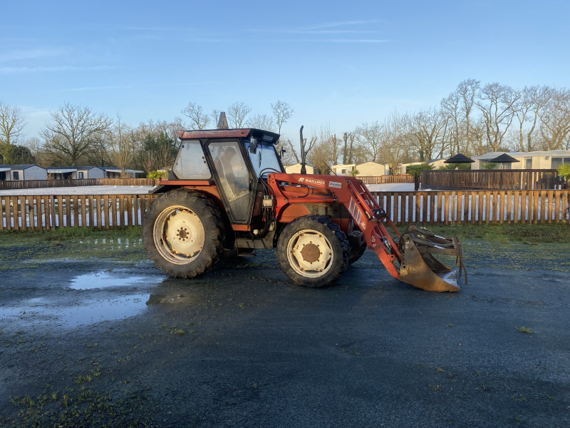 Tracteur Fiat 82-94